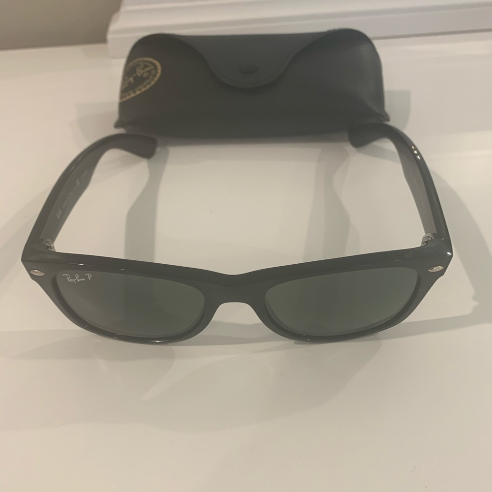 Ray-ban sunglasses wayfarer polarized black